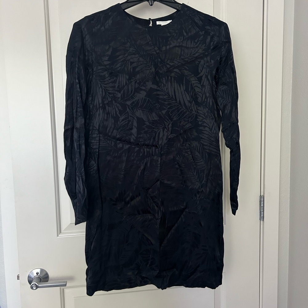 NWT navy and black jacquard shift dress